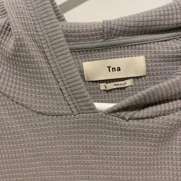 Aritzia TNA Grey Waffle Knit Sweater with Hood - Picture 2 of 3